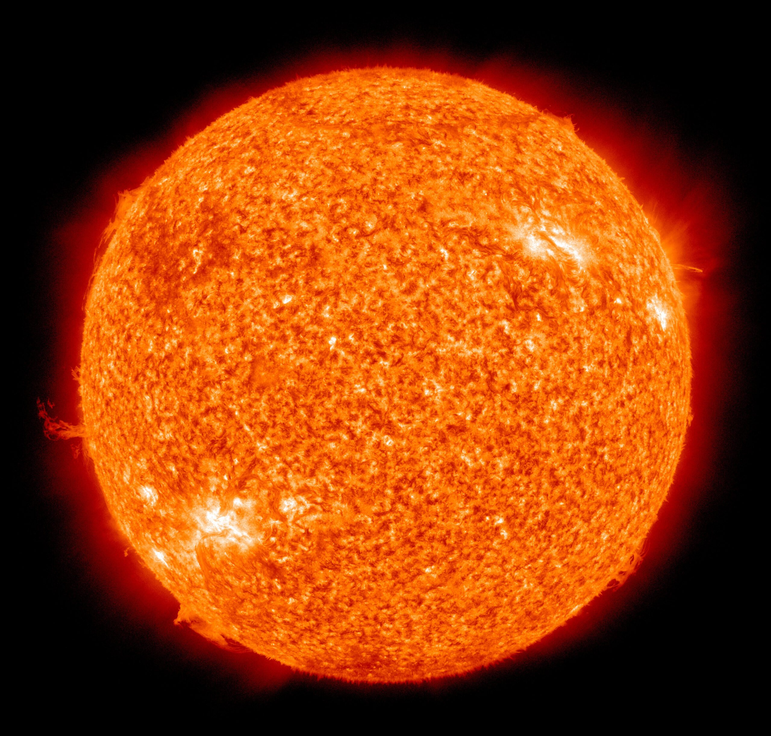 Image haute résolution du Soleil, sphère de plasma, prise par le satellite SDO de la NASA.
